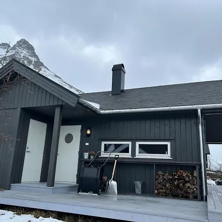 Lofoten, Geitgaljen בית נופש Laupstad