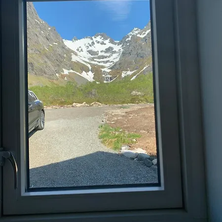 Lofoten, Geitgaljen בית נופש Laupstad